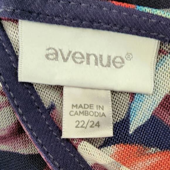 AVENUE floral cottage fly away blouse plus‎ size 22/24 - Picture 7 of 8